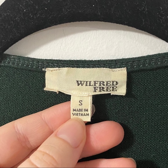 Wilfred Free Dark Green Criss Cross Knit Sweater - Picture 4 of 9